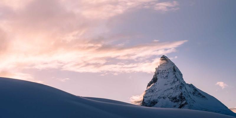 艺术基金投资入门：如何通过艺术品交易构建绘画组合，分散风险与获取收益